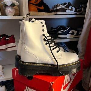 Dr martens platforms - size 5